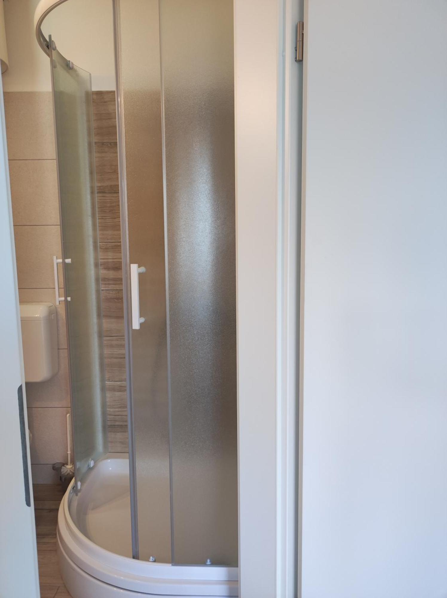 Apartments Krstulja Baška Стая снимка