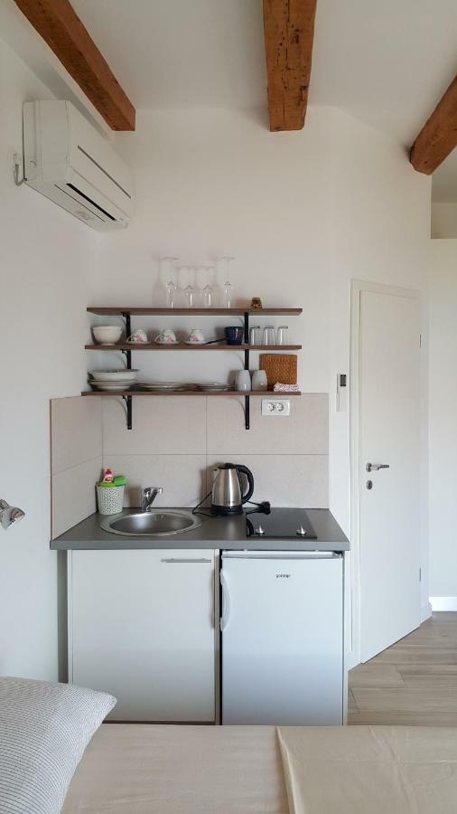 Apartments Krstulja Baška Екстериор снимка